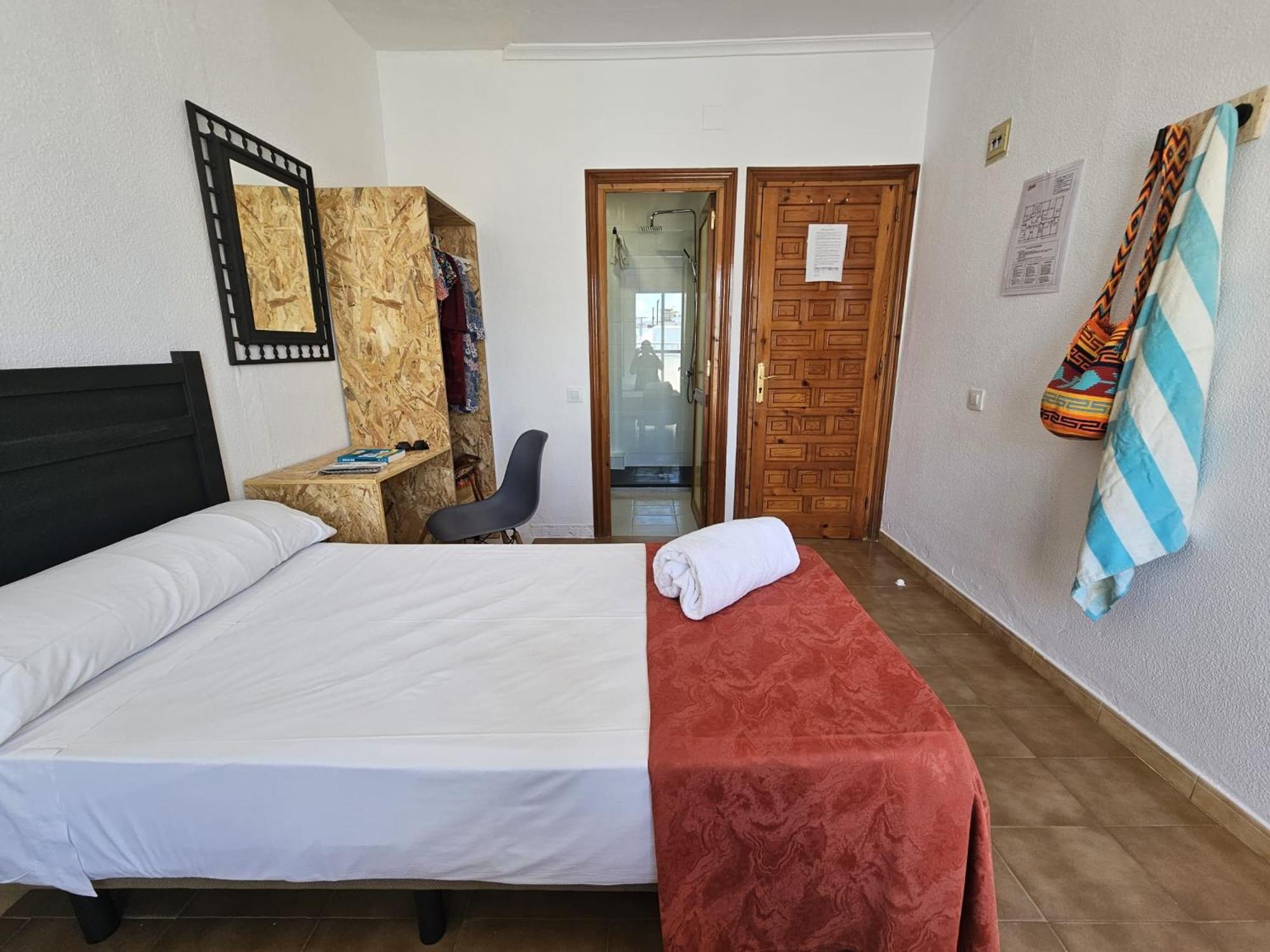 Hotel San Vicente - Centro Playa Conil De La Frontera Exteriör bild
