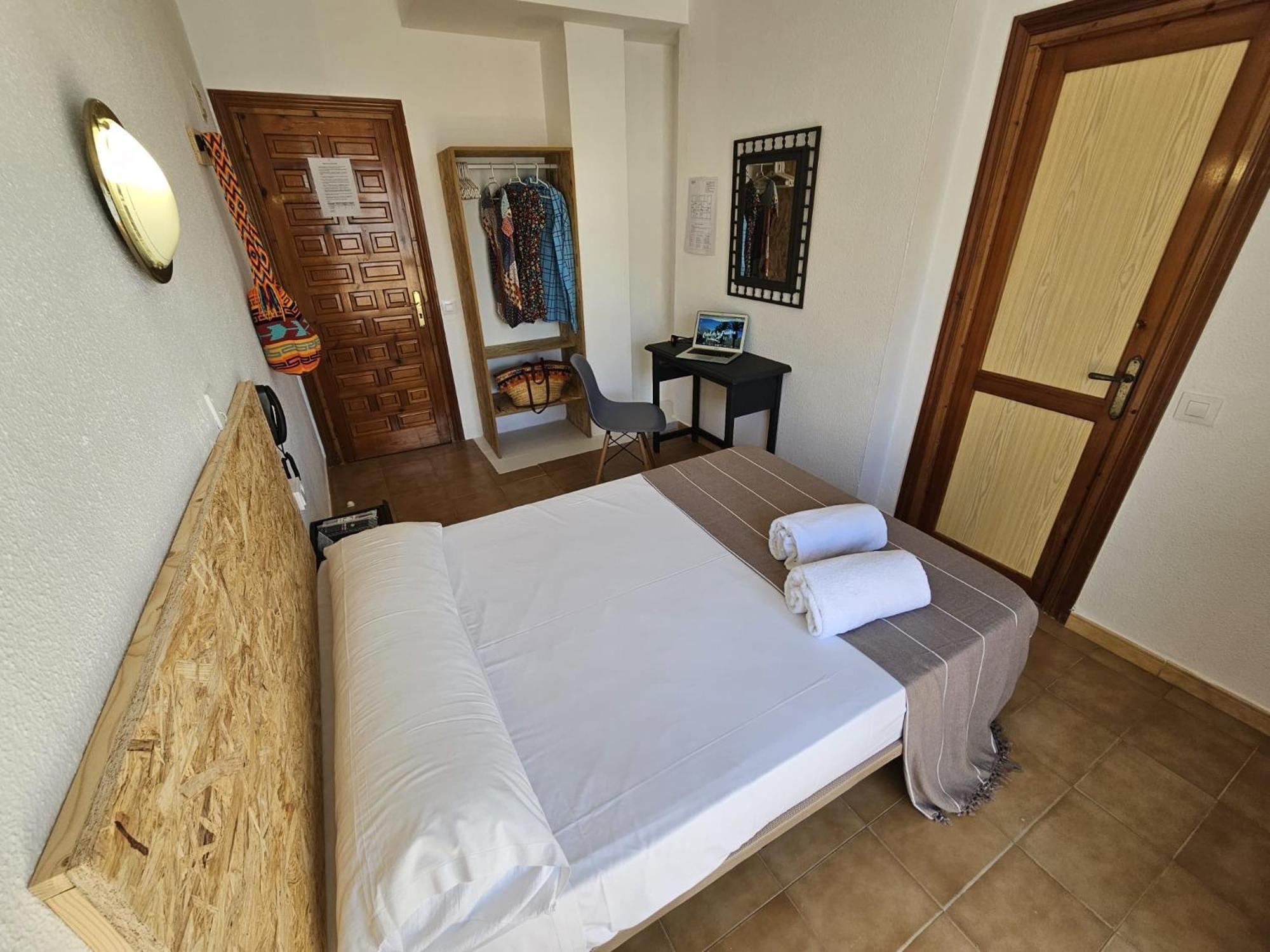 Hotel San Vicente - Centro Playa Conil De La Frontera Exteriör bild